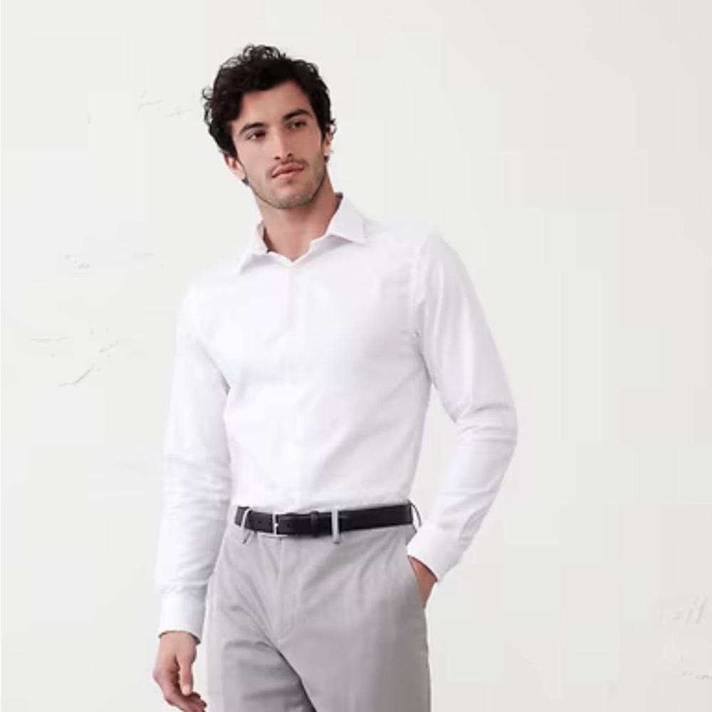 Set of two Banana Republic Crisp White Dress Shirt EUC